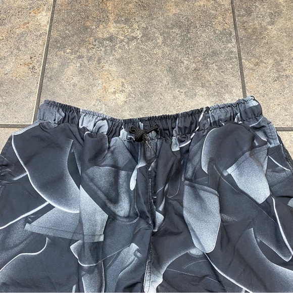 Men’s Tribord Bathing Suit Swim Trunks/Board Shorts Size Medium - Picture 2 of 7